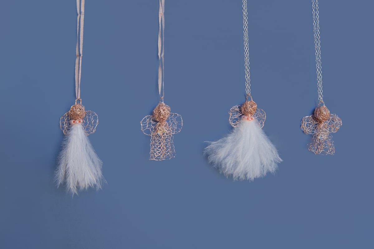 Karoo Angels - White Feathers and Rose Gold Wire Juweel Pendant