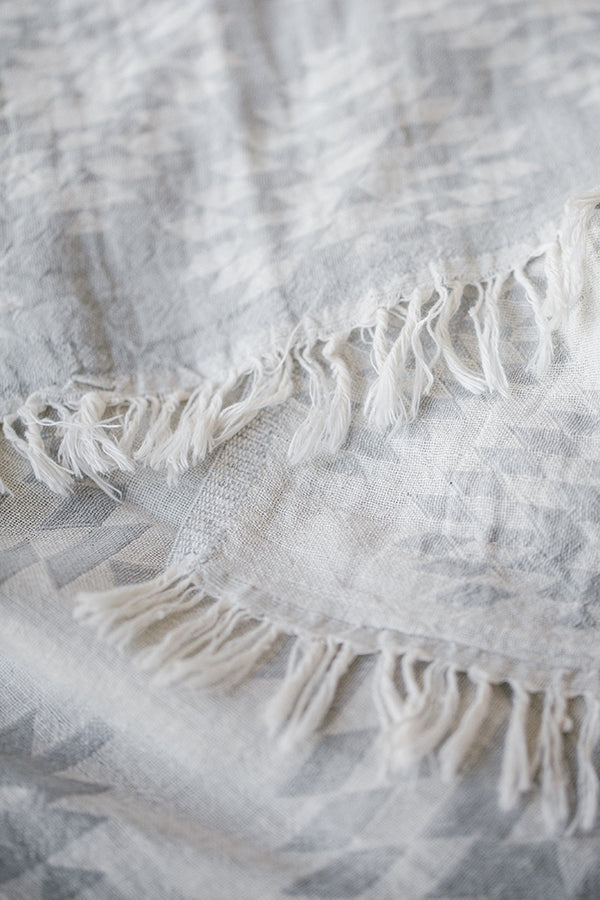 Kelim Light Grey Turkish Towel