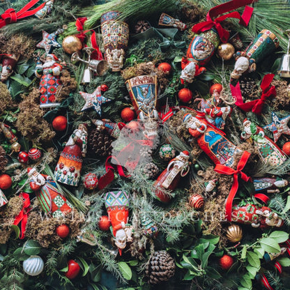 Jolly Old St Nicholas Tablecloth (Price Per Meter)