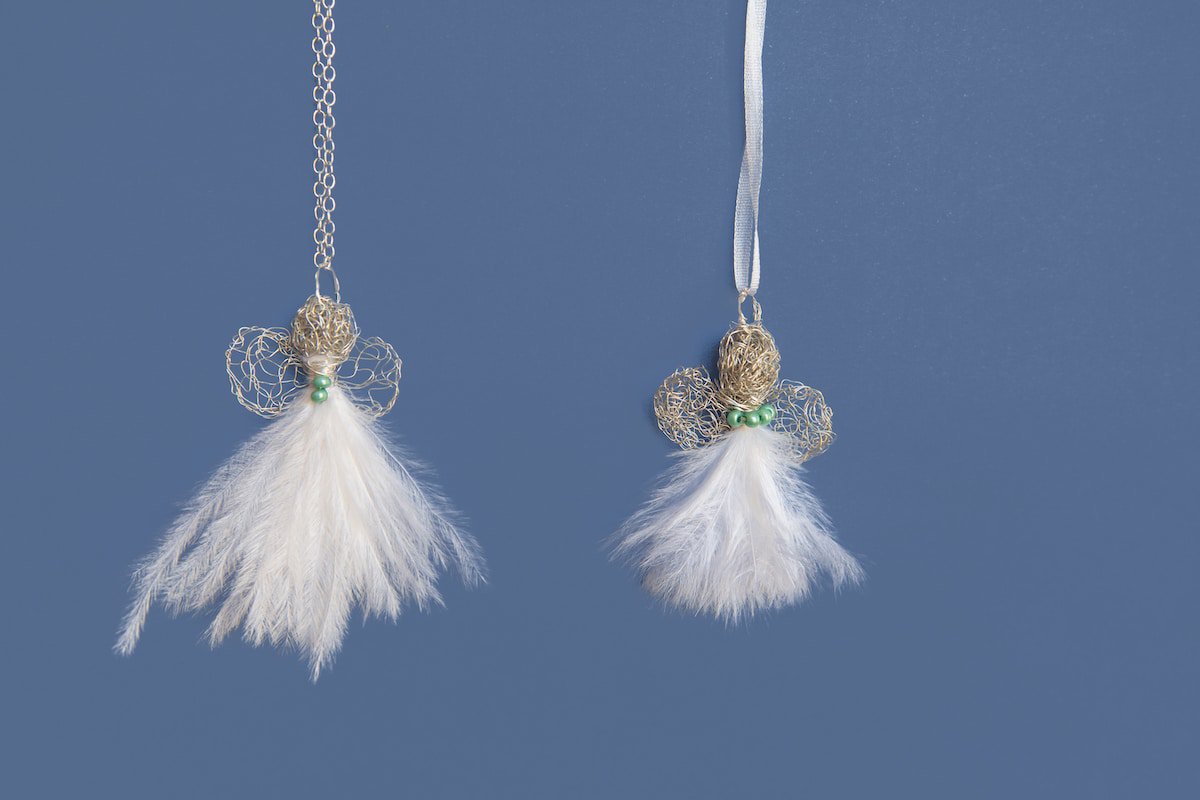 Karoo Angels - White Feathers and Silver Wire Malachite Juweel Pendant